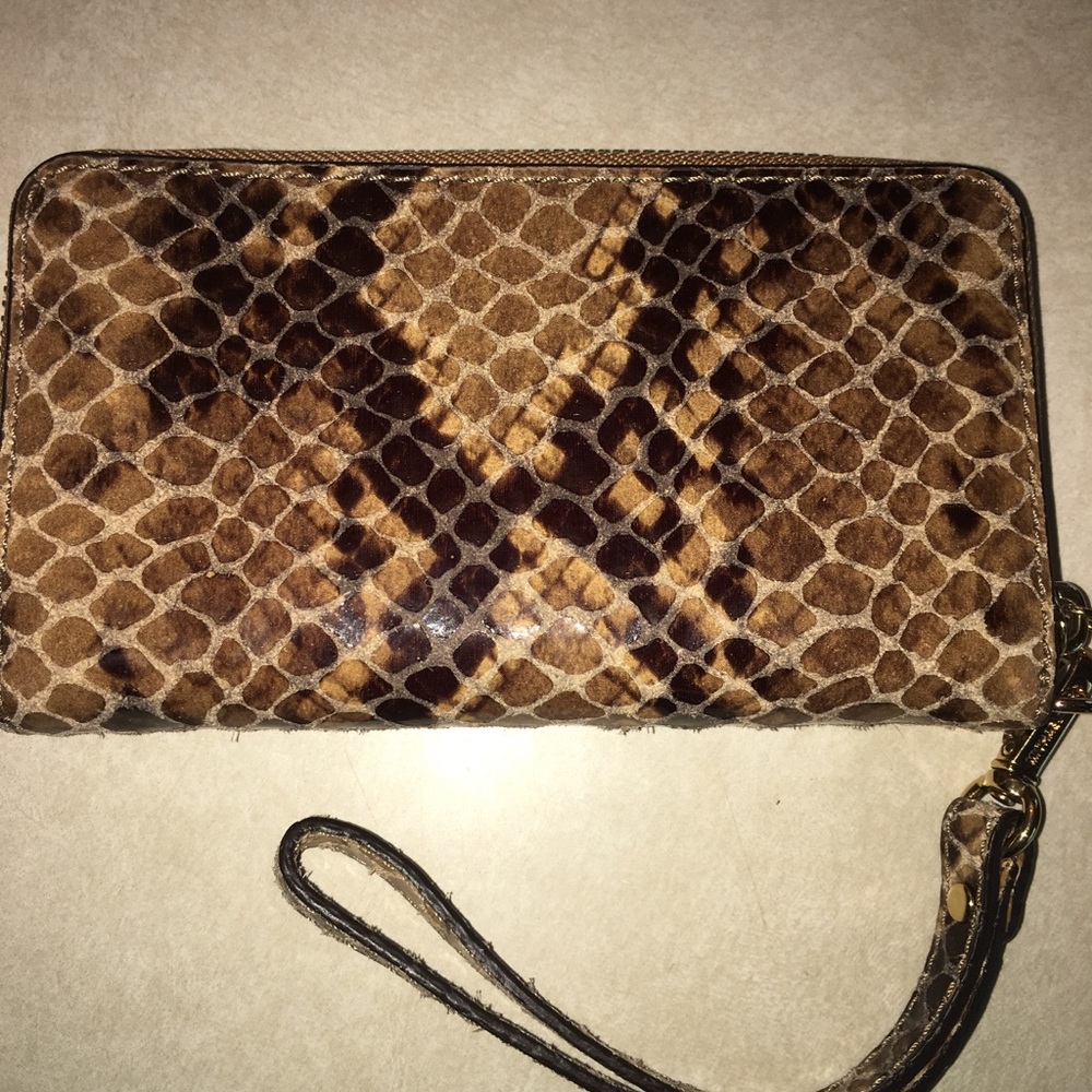 Michael Kors Snake Skin Print Wristlet - Picture 3 of 4